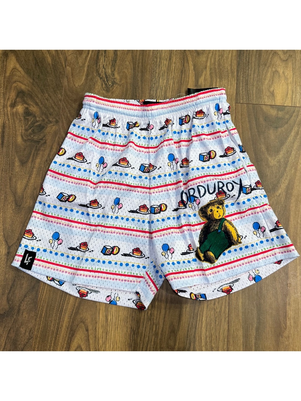 Lost Files Corduroy Teddy Bear Mesh Shorts Men’s Small White Graphic SS 2023